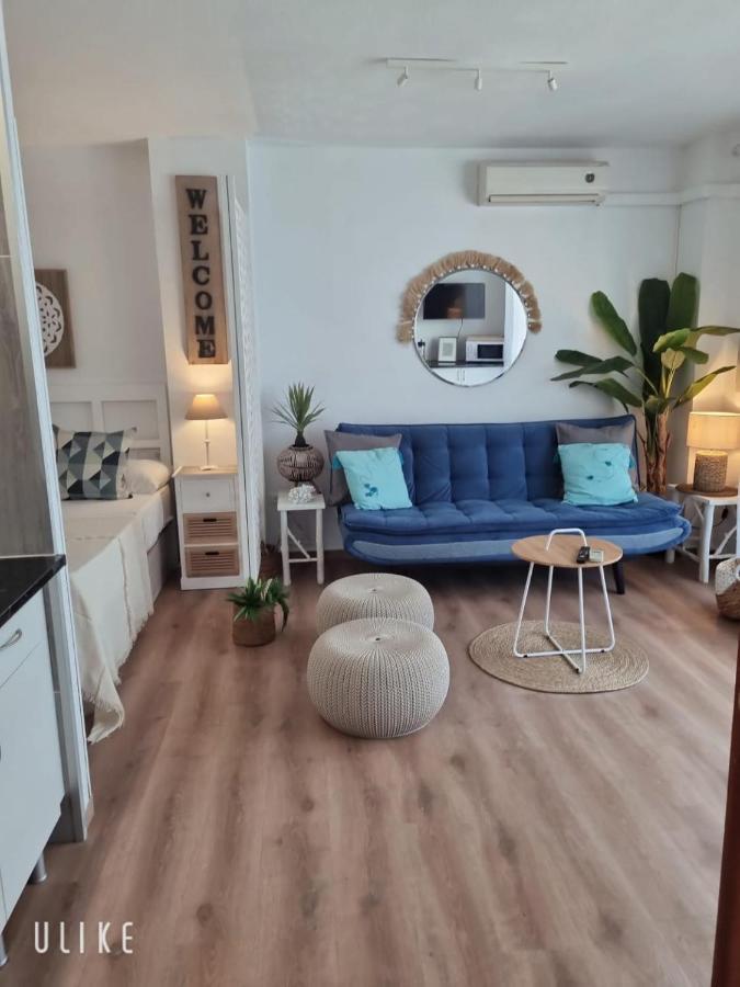 Fuengirola Apartment Carvajal Front Line Primera Linea Kültér fotó