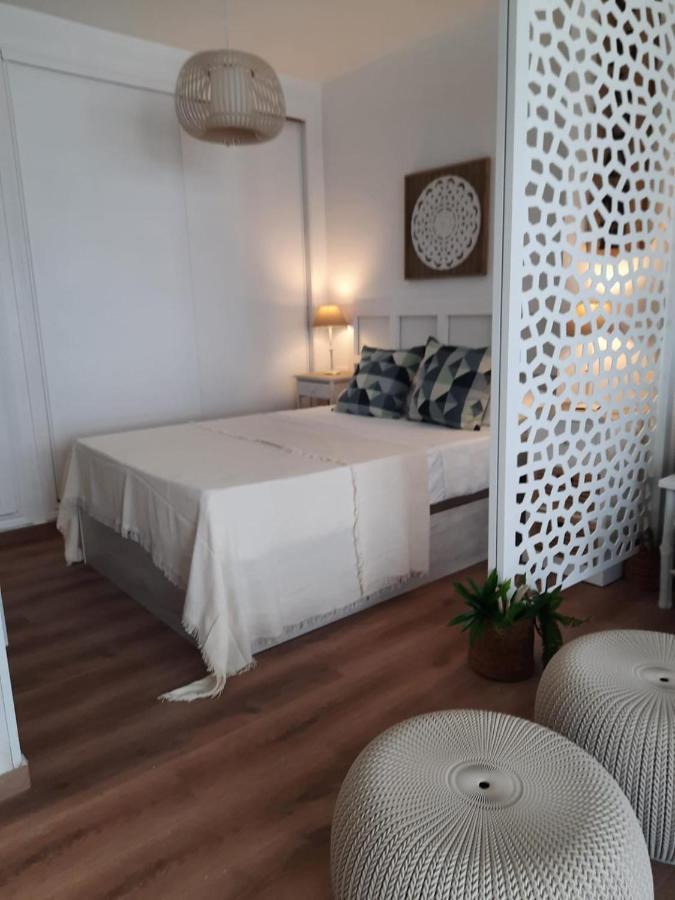 Fuengirola Apartment Carvajal Front Line Primera Linea Kültér fotó