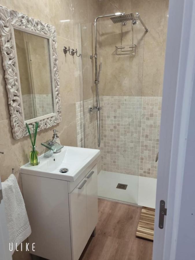 Fuengirola Apartment Carvajal Front Line Primera Linea Kültér fotó