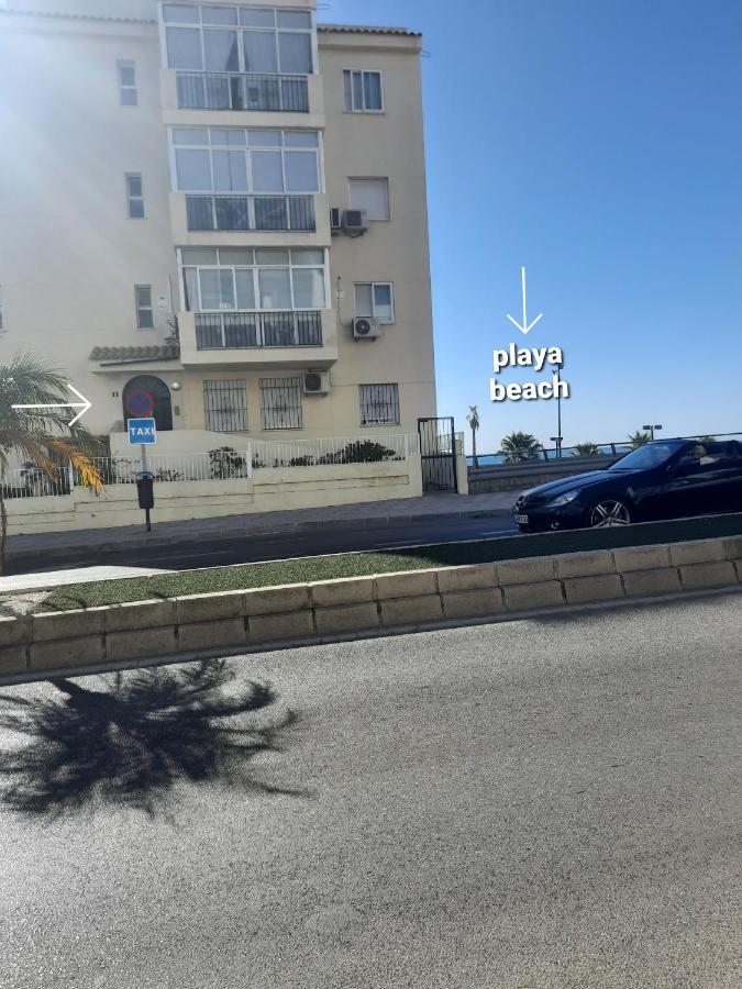 Fuengirola Apartment Carvajal Front Line Primera Linea Kültér fotó